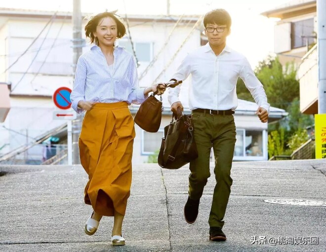 38岁新垣结衣当妈妈了 与星野源结婚5年（配图4）