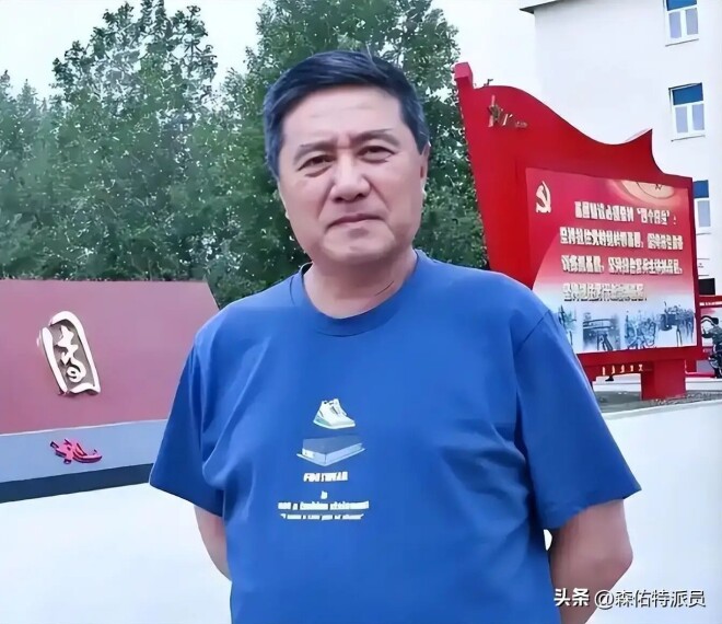 为娶小17岁的梅婷他抛下儿子与妻子离婚 如今（配图10）