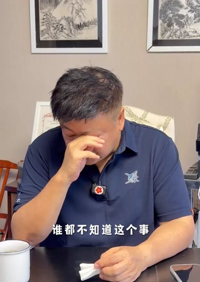 61岁洪剑涛晒病房照 称做了一场很凶险的大手术（配图3）