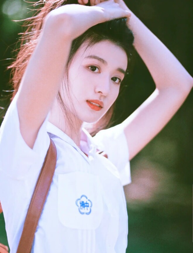 王楚然初中时期就这么美了 真不愧天生美人胚子（配图6）