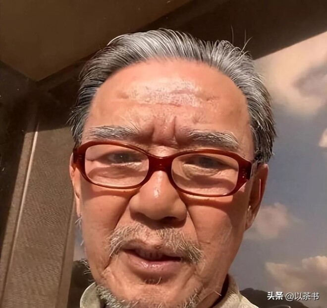 74岁住上海豪宅的李立群 给所有老年人提了个醒（配图13）