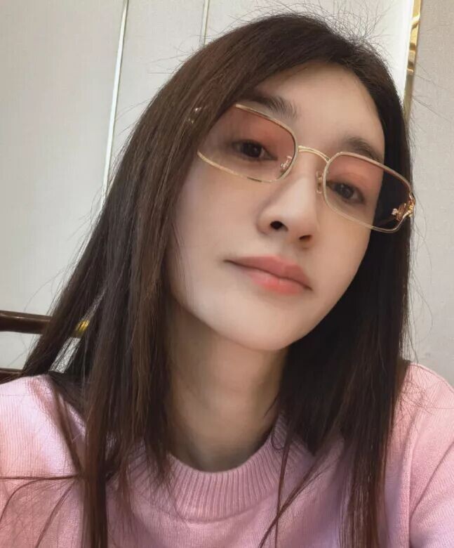 离婚后李小冉没戏拍 用醋鱼汤汁拌米饭吃节俭（配图3）
