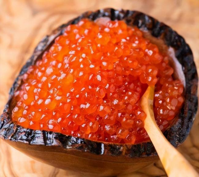 一片火腿卖1000块...全球最顶级的三大食材