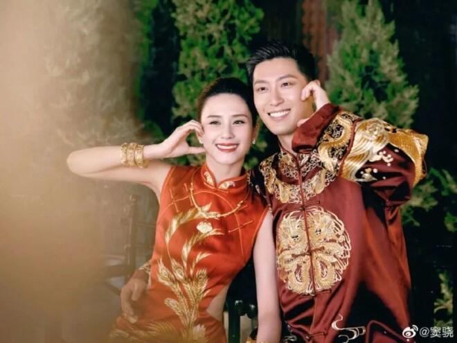 何超莲罕晒三太8000尺山顶豪宅 4层高带私人泳池（配图6）