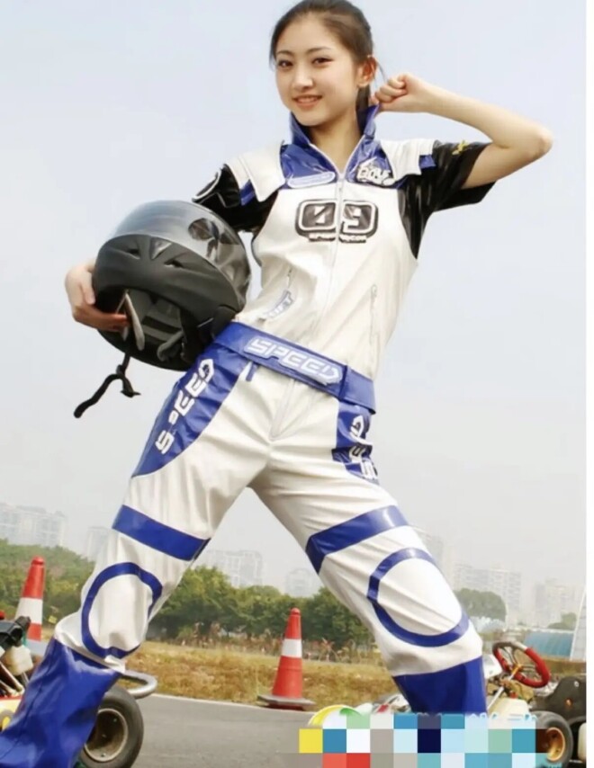 2007年的景甜穿机车服又纯又美 不愧是北影校花（配图3）