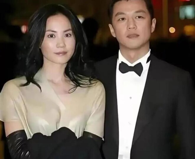 看了没和王菲过七夕的谢霆锋 才懂他爱的多卑微（配图10）