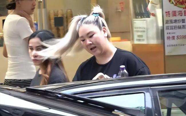 39岁郑欣宜染金发被曝即将复出 抗抑郁症三年