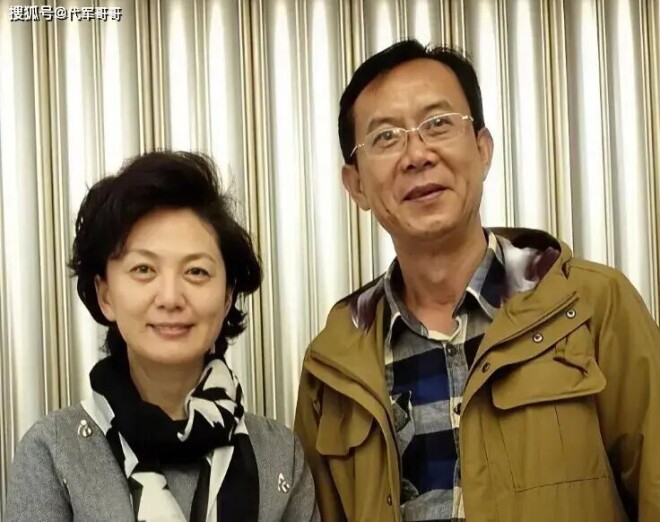 54岁海霞近况：告别《新闻联播》 嫁清华教授（配图5）
