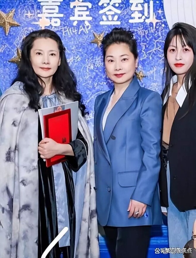 何赛飞病情令人揪心 与恩师之子离婚真相大白（配图21）
