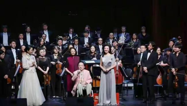 《梁祝》作曲家陈钢辞世 他的父亲比他更有名