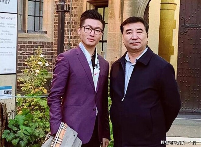 白岩松：本以为儿子剑桥毕业已经够欣慰 没想（配图2）