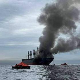 擬收「每艘油輪6400萬過路費」! 伊朗：被炸就全面封鎖荷姆茲海峽| Newtalk | LINE TODAY