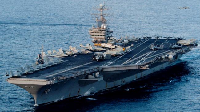 给机会也不中用，林肯号距伊朗仅350公里，90度急转甩掉高超弹