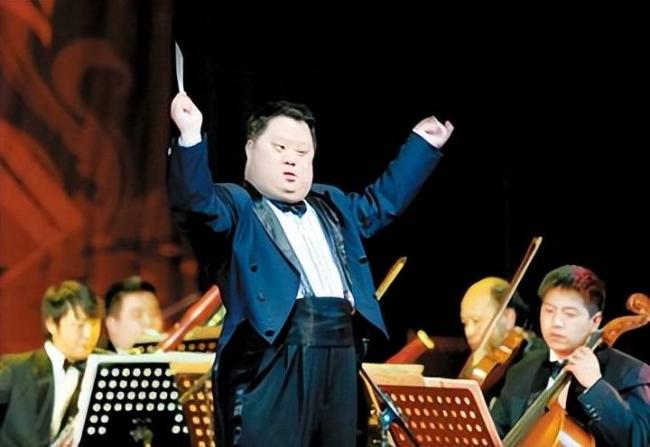 10年前被查出绝症 “天才指挥家”舟舟怎样了