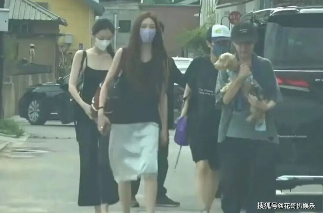 窦靖童宋妍霏约会被拍 宋妍霏已得到王菲认可（配图1）