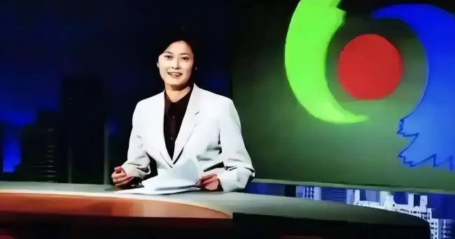 敬一丹告别仪式：大咖扎堆送别 央视元老排长队