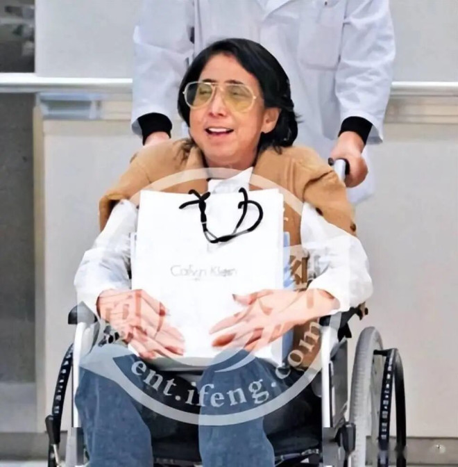 何超英本是天之骄女霍震霆白月光 缘何疯癫半生（配图30）