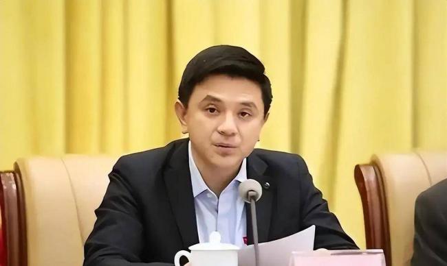 演过西游记，手握3个奥运金牌，如今成正厅