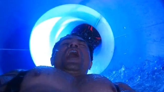 最狂滑水道！16层楼高，56秒直坠尖叫到底