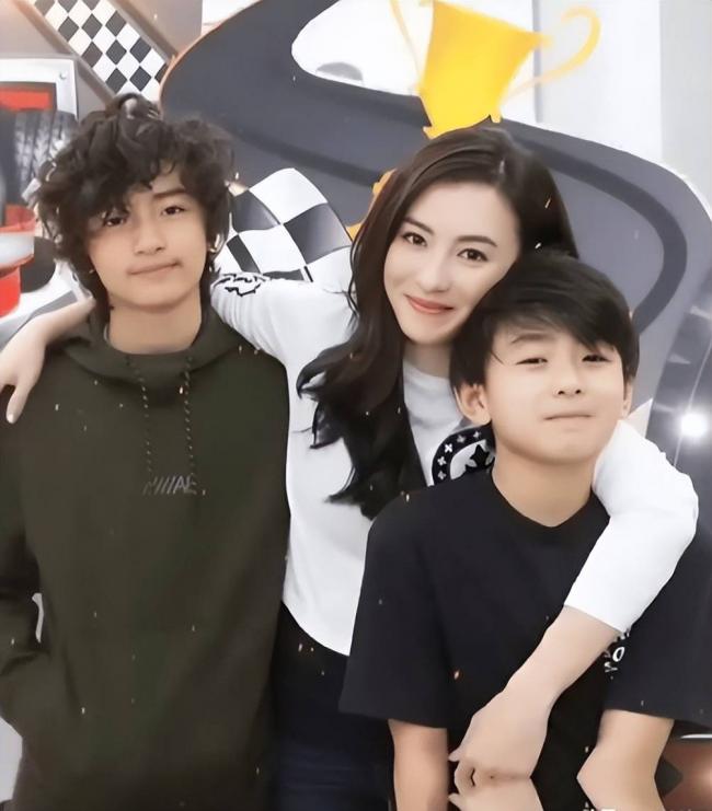 这才是真实的张柏芝，谢婷婷终于曝出猛料啦