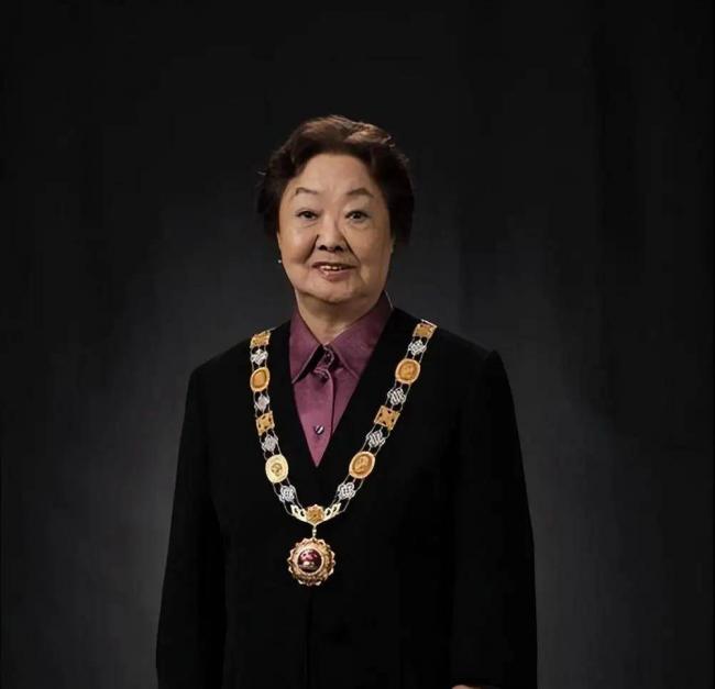直到去世才真相大白 原来郭兰英是庄则栋的姐姐
