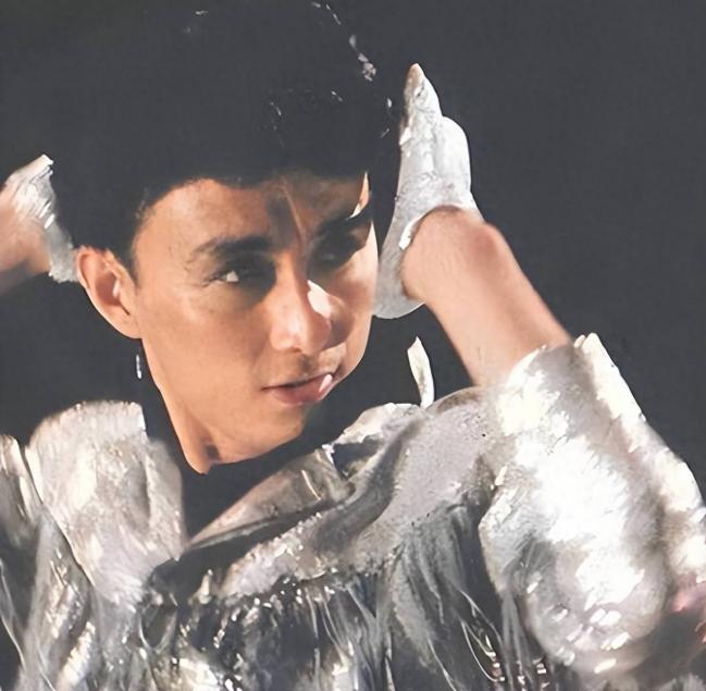 他三登春晚红遍全国，36 岁就遗憾离世