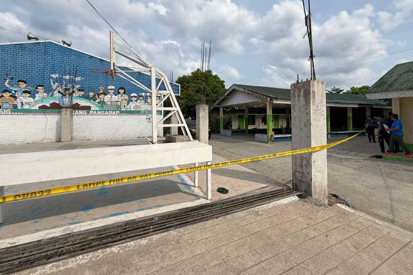 16歲學生槍手午餐後在校內開槍，犯案後自戕，警方持續調查犯案動機