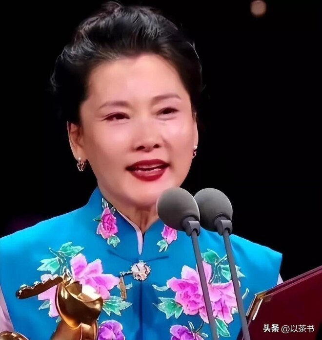 何赛飞病情令人揪心 与恩师之子离婚真相大白（配图16）