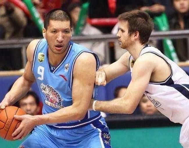 中国名将巴特尔NBA退休金曝光 数字惊人真羡慕