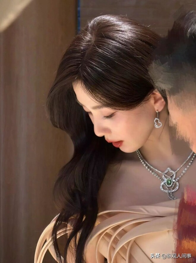 39岁刘诗诗近照曝光 脸颊无肉双眼无神睁不开（配图2）
