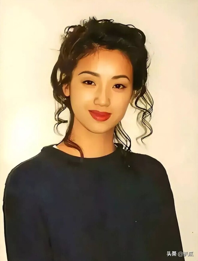 58岁吴倩莲生活近况曝光 儿子今年已经16岁（配图3）