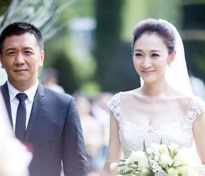 李小冉离婚后亮相脸惨白 她丁克11年有她的道理（配图5）