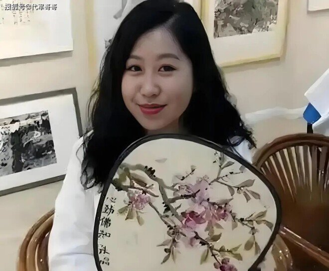 50岁央视名嘴任鲁豫近况 娶富家千金生两个儿子（配图5）