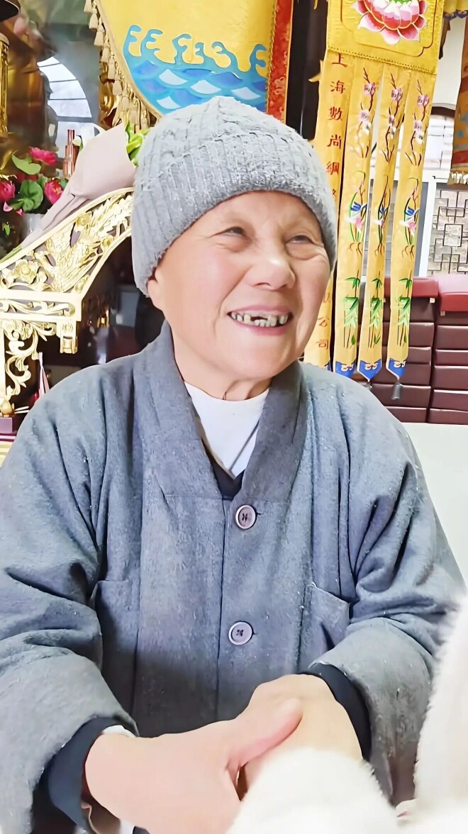 王菲的姨妈在九华山出家36年 她近些年与王菲（配图8）
