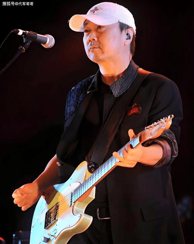 65岁摇滚教父崔健 曾和她未婚生女 今婚恋成谜