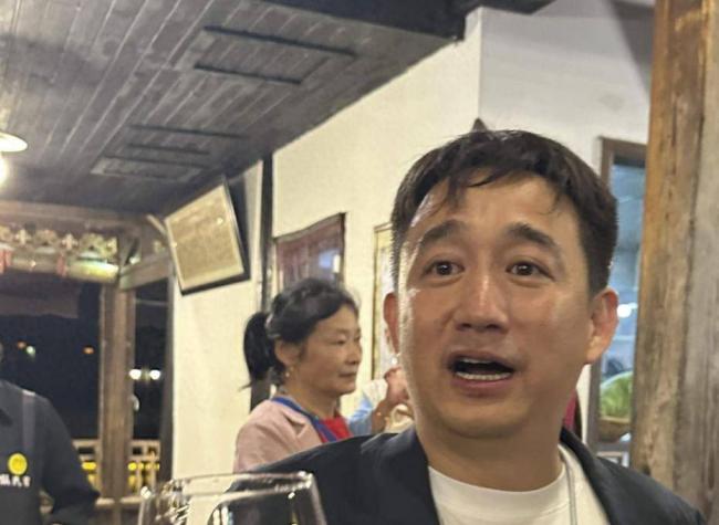 钱多又如何，56岁带呼吸机睡眠的黄磊又传