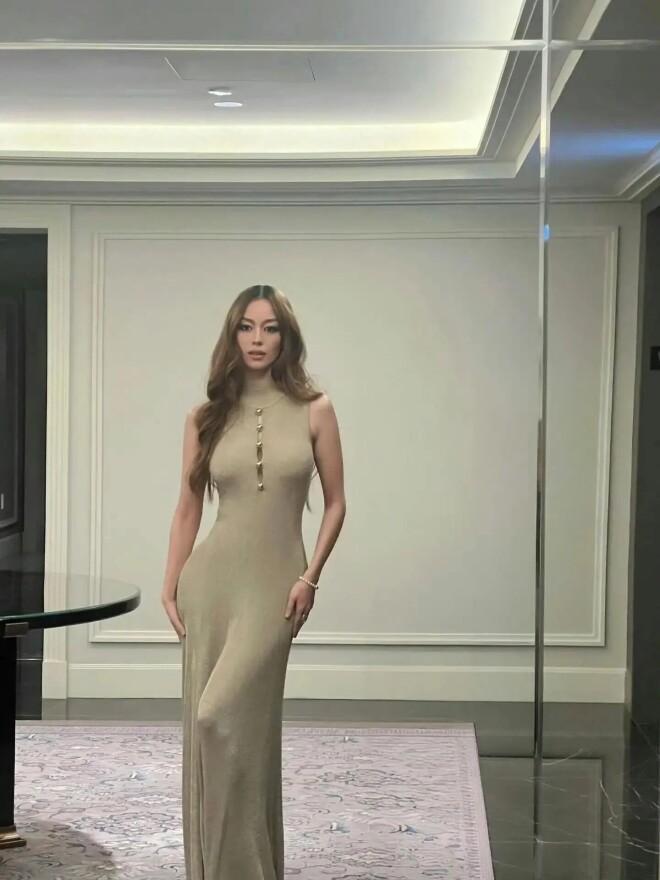 吉娜身材太过耀眼 比诸多娱乐圈女星身材还要好（配图5）