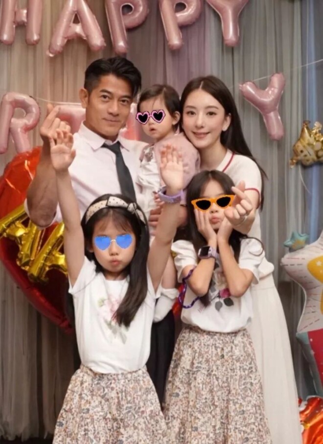 郭富城61岁生日 女儿的脸把郭富城风头全给抢了（配图8）