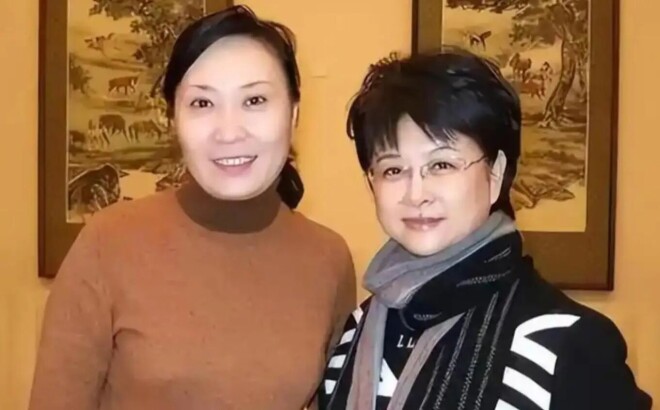 原来她早已去世 退休5个月在美国儿子家中离世（配图17）