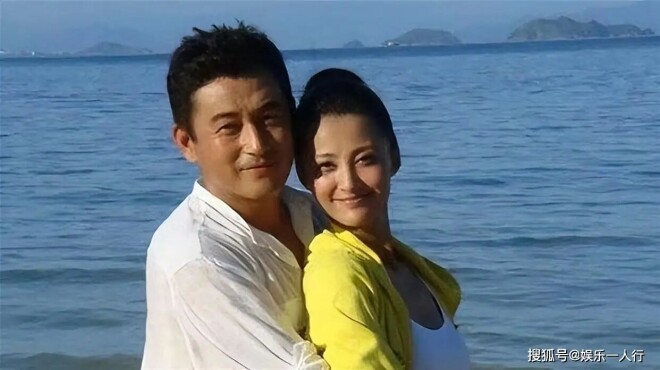 原来他们是夫妻：年龄差15岁 相识三天就结婚（配图5）