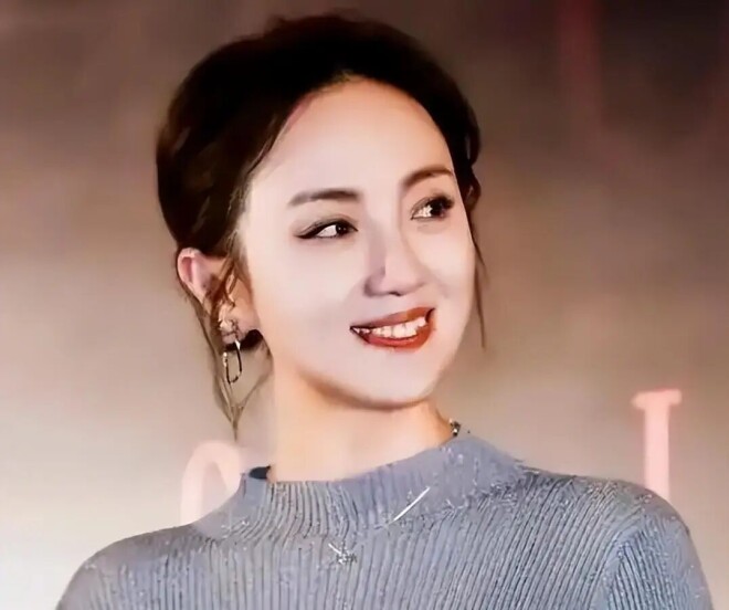 婚变传闻真相浮出水面 罗晋唐嫣的感情再受质疑（配图9）