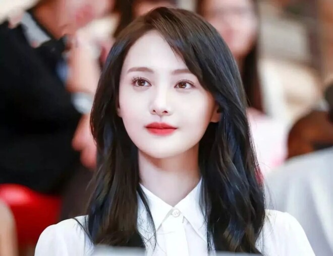 十大高开低走的伤仲永女星 光性感美艳远远不够（配图5）