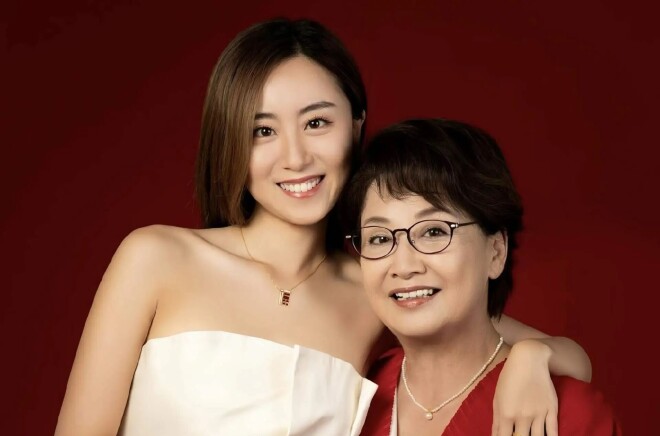 突发！69岁香港知名女星开始着手安排身后事（配图4）