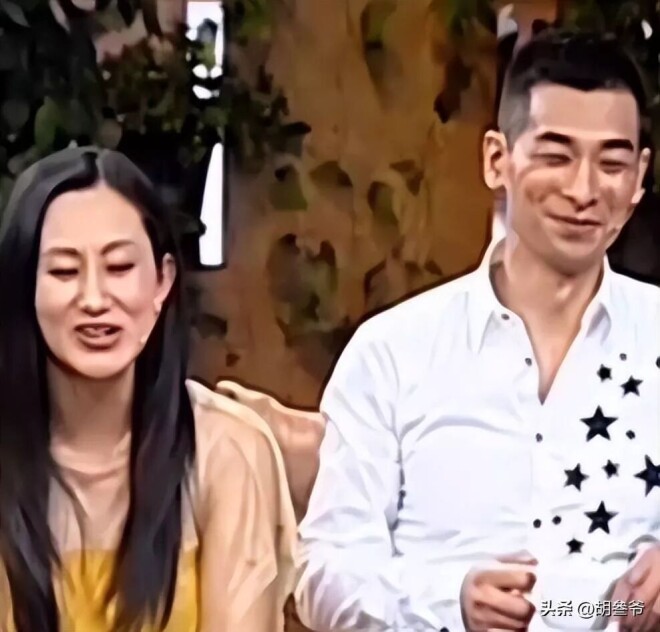 曝54岁赵文卓拼4胎 44岁老婆小腹隆起藏不住（配图18）
