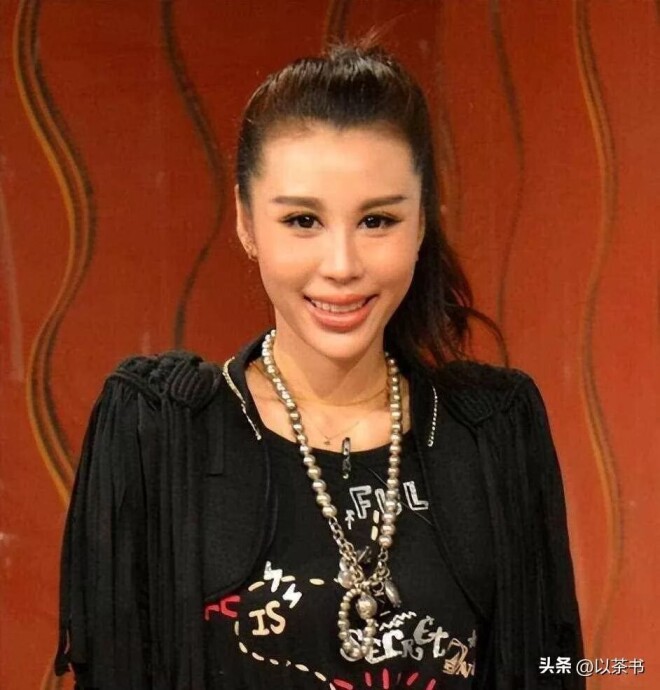 与马琳离婚后 她嫁给金融人士生俩孩子定居美国（配图18）
