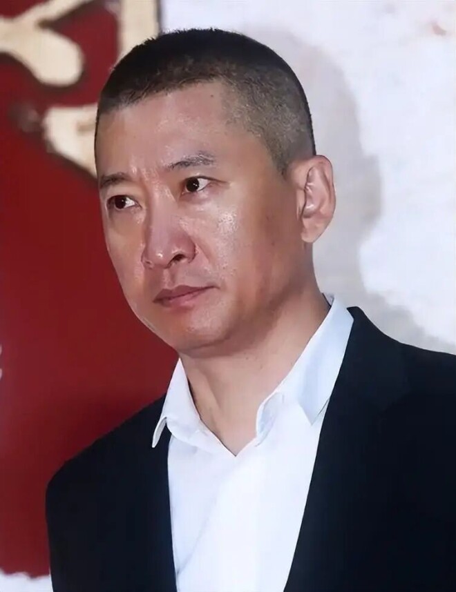 55岁周杰未婚未育父母已离世 一天只吃一顿饭（配图12）