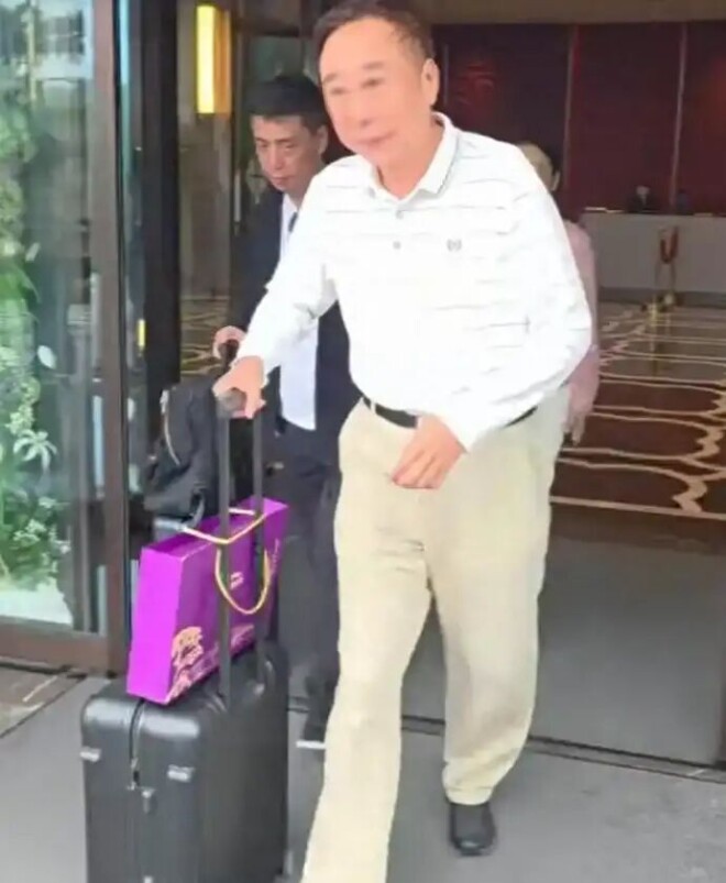从春晚到精神疾病住院 小品女王的经历令人唏嘘（配图1）