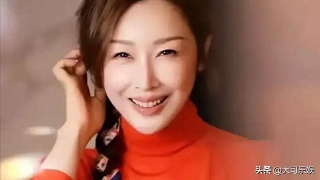 33岁嫁10亿富豪 生了冠军儿子如今成人生赢家（配图13）