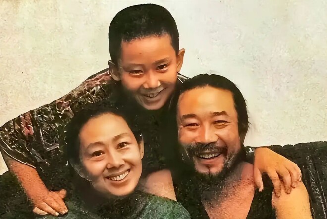 李雪健儿子身份公开 隐瞒观众39年不靠父亲（配图15）