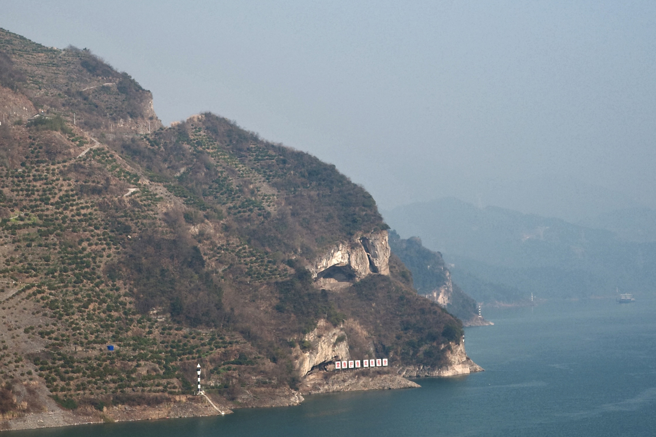 “小狗山”：为什么这种中国悬崖成为旅游胜地